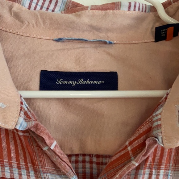 Tommy Bahama 100% linen men’s button down - Picture 3 of 5